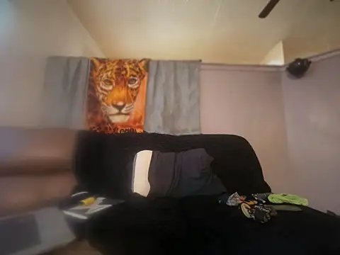 ThrowedWorldWide online show from April 22, 2026, 4:03 pm