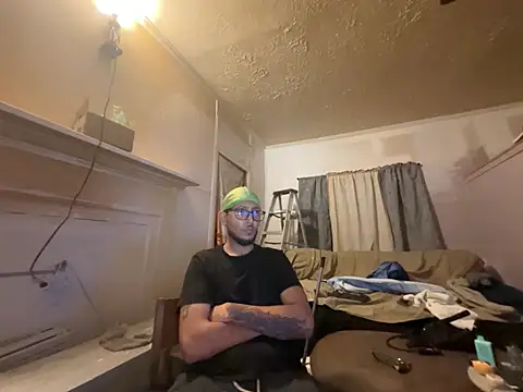 ThrowedWorldWide online show from February 8, 2026, 3:04 am