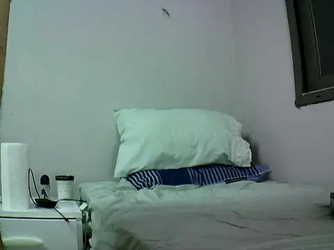 krerem online show from October 22, 2025, 1:54 pm