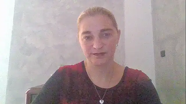 Snapshot of GoldenAngelMilf chatting on October 9, 2025, 12:17 pm GoldenAngelMilf online show from October 9, 2025, 12:17 pm