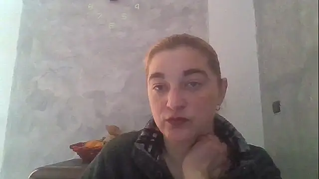 Snapshot of GoldenAngelMilf chatting on February 24, 2026, 12:06 pm GoldenAngelMilf online show from February 24, 2026, 12:06 pm