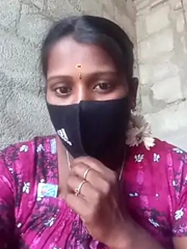 Tamil Hot Sandy online show from October 29, 2025, 5:06 am