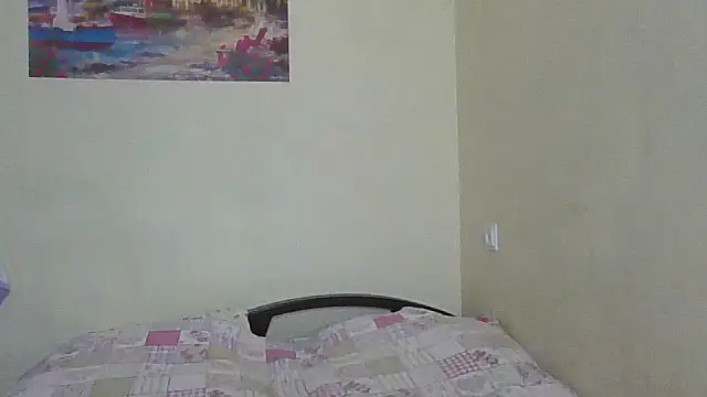 QueenMomyS online show from January 13, 2026, 8:57 pm