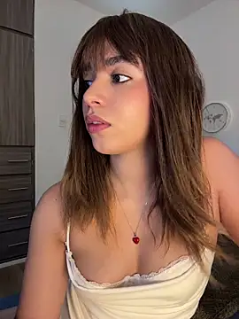 Snapshot of Capricho_01 chatting on June 23, 2026, 7:12 pm Capricho 01 online show from June 23, 2026, 7:12 pm