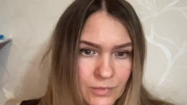 Snapshot of Milysoren chatting on February 7, 2026, 6:38 pm Milysoren online show from February 7, 2026, 6:38 pm