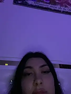 Romina6 online show from November 12, 2025, 10:02 pm