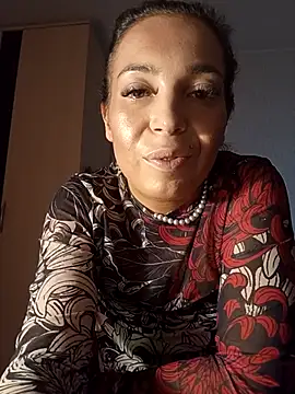 Conny Shellie online show from October 1, 2025, 9:51 pm