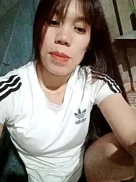 nhinhi-sexy online show from November 8, 2025, 12:42 pm