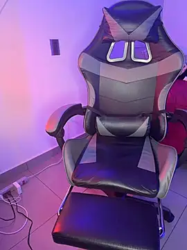 zamir333 online show from March 29, 2026, 1:18 am