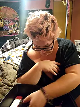 violentviolet68 online show from October 12, 2025, 6:53 pm