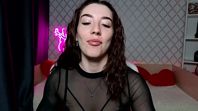Snapshot of Curious_Lily chatting on May 7, 2026, 12:37 am Curious Lily online show from May 7, 2026, 12:37 am