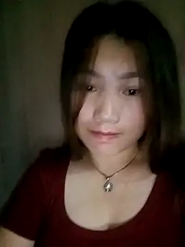 min-xinh online show from October 13, 2025, 5:03 pm