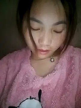 min-xinh online show from November 3, 2025, 7:17 pm