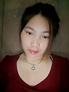 min-xinh online show from October 27, 2025, 3:35 pm