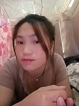 min-xinh online show from November 15, 2025, 6:28 am