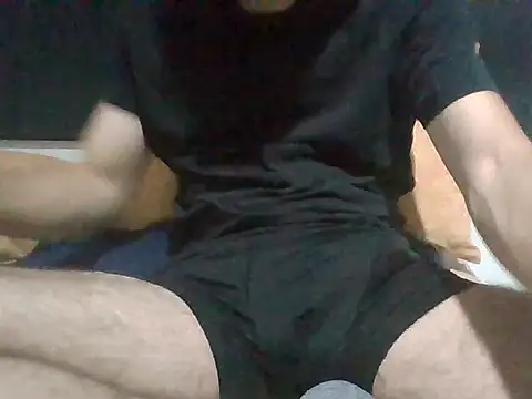 AlbertoRuiz086 online show from May 2, 2026, 9:14 am