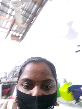 Tamil Hot Sindhu online show from October 28, 2025, 9:41 am