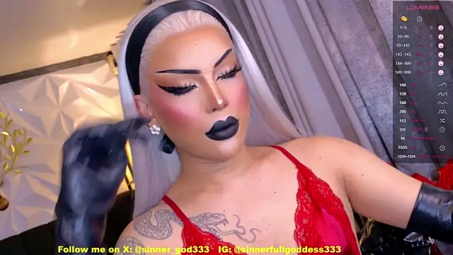 CherryHarper online show from April 4, 2026, 8:32 am