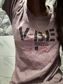 Nencycute1 online show from October 10, 2025, 6:42 pm