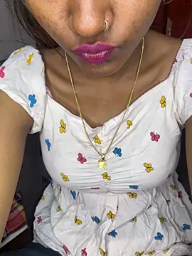 Nencycute1 online show from October 26, 2025, 6:25 am