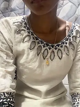 Nencycute1 online show from October 6, 2025, 2:51 pm