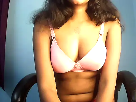 PAYARI PURVI online show from October 15, 2025, 4:33 am