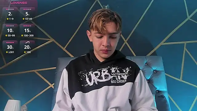 Snapshot of Lian_Miller1_ chatting on April 3, 2026, 12:55 pm Lian Miller1 online show from April 3, 2026, 12:55 pm