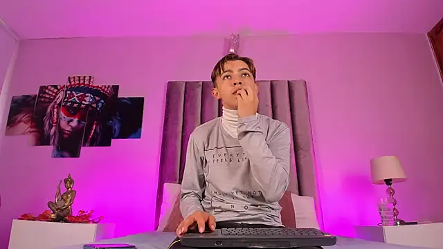 Snapshot of Lian_Miller1_ chatting on April 5, 2026, 2:02 pm Lian Miller1 online show from April 5, 2026, 2:02 pm