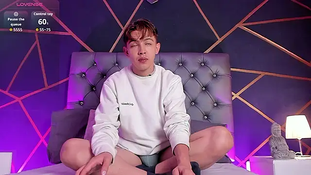 Snapshot of Lian_Miller1_ chatting on March 27, 2026, 12:28 pm Lian Miller1 online show from March 27, 2026, 12:28 pm