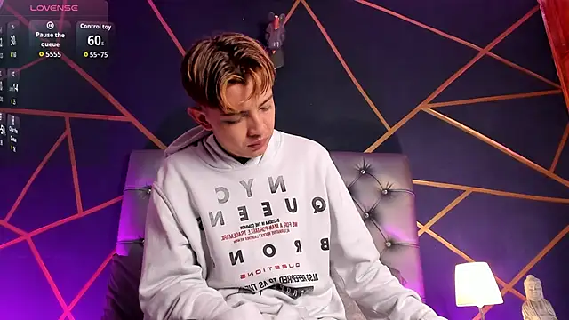 Snapshot of Lian_Miller1_ chatting on March 24, 2026, 12:27 pm Lian Miller1 online show from March 24, 2026, 12:27 pm