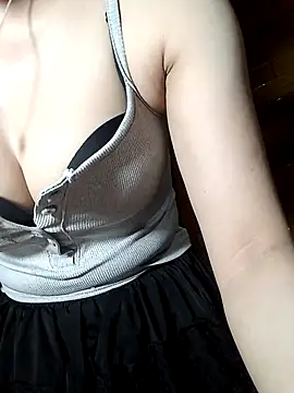 LenaCii online show from October 14, 2025, 4:51 pm