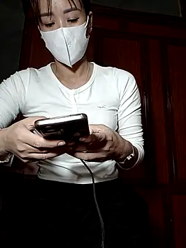 LenaCii online show from November 11, 2025, 4:24 pm