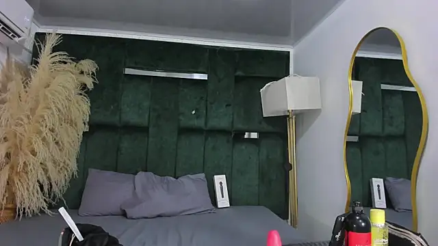 Snapshot of Misaki_Kai chatting on November 14, 2025, 5:33 am Misaki Kai online show from November 14, 2025, 5:33 am