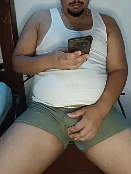 Snapshot of Tequilamaster chatting on May 13, 2026, 12:45 pm Tequilamaster online show from May 13, 2026, 12:45 pm