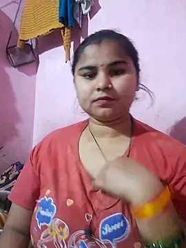 Snapshot of Mamta-Thakur chatting on December 19, 2025, 3:54 am Mamta-Thakur online show from December 19, 2025, 3:54 am