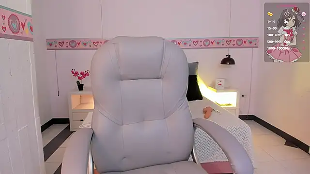 Snapshot of AndreaG_ chatting on October 9, 2025, 3:40 am AndreaG online show from October 9, 2025, 3:40 am