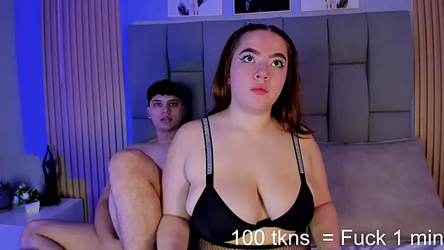 Kandyfrees  online show from November 4, 2025, 11:36 am