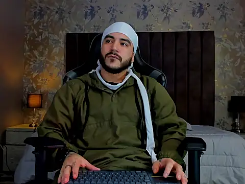 Snapshot of Dante_Dimarco chatting on November 17, 2025, 9:13 am Dante Dimarco online show from November 17, 2025, 9:13 am