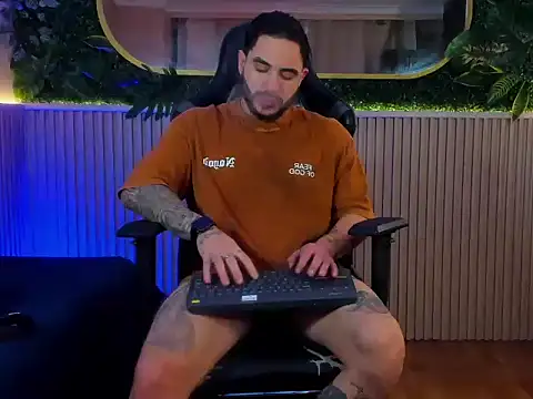 Snapshot of Dante_Dimarco chatting on November 16, 2025, 1:21 am Dante Dimarco online show from November 16, 2025, 1:21 am