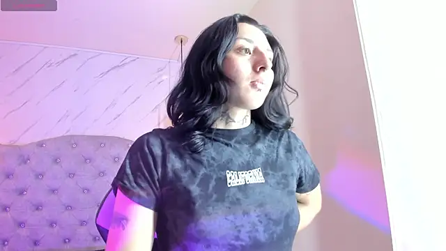 Iris  77 online show from October 2, 2025, 6:55 pm