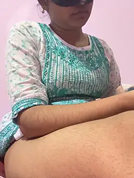 Snapshot of TeluguIshu_teen20 chatting on November 4, 2025, 6:44 pm TeluguIshu teen20 online show from November 4, 2025, 6:44 pm