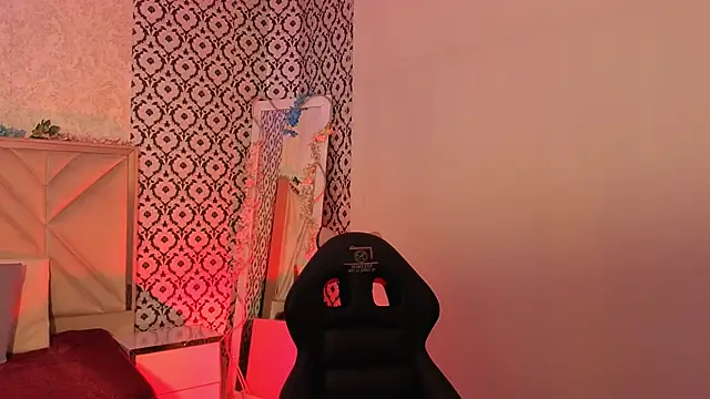 Ixchel tay online show from March 13, 2026, 3:44 am