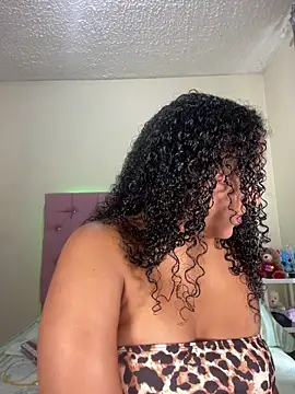 jesicamonroe44 online show from October 15, 2025, 2:58 pm