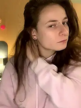 GoldenPussy1329 online show from February 11, 2026, 8:09 pm