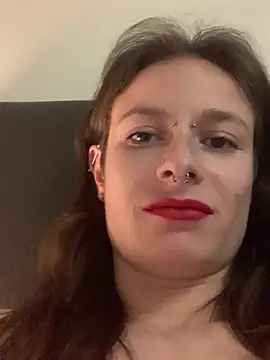 GoldenPussy1329 online show from April 3, 2026, 12:17 am