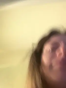 GoldenPussy1329 online show from April 18, 2026, 2:19 pm