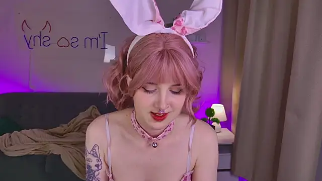 Snapshot of luna_son chatting on October 16, 2025, 1:25 am luna son online show from October 16, 2025, 1:25 am