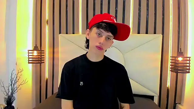 thaigo twink38 online show from July 7, 2026, 4:37 am