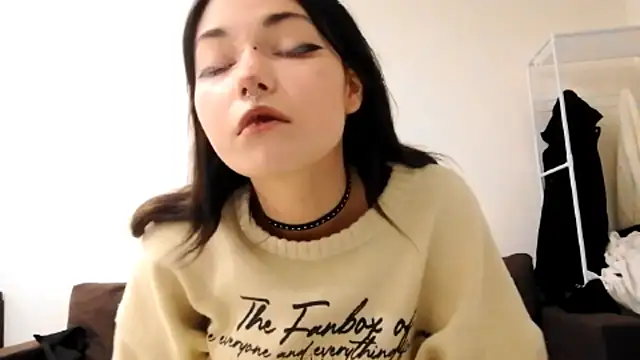 Beeping Creature online show from October 7, 2025, 3:46 pm