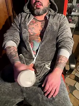 marcotatuatooo online show from January 9, 2026, 2:46 pm